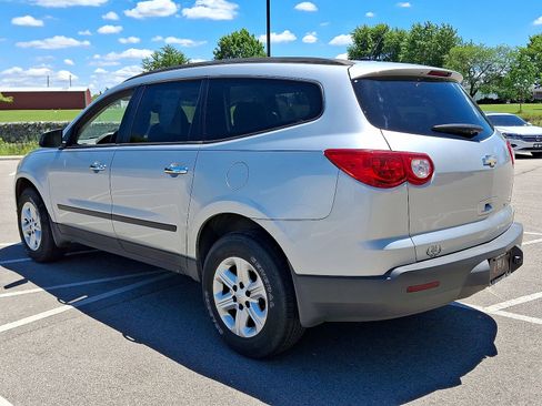 Used 2011 Chevrolet Traverse LS FWD image 19