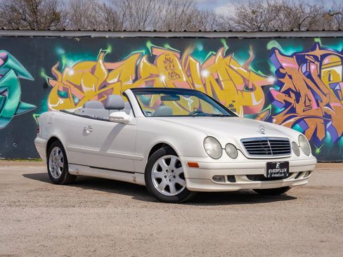 Used 2003 Mercedes-Benz CLK 320 Cabriolet image 5