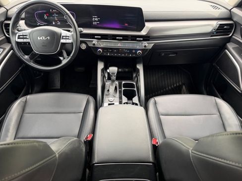 Used 2023 Kia Telluride LX FWD image 16