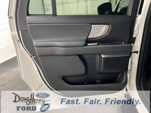 New 2025 Ford Expedition Max Active image 29