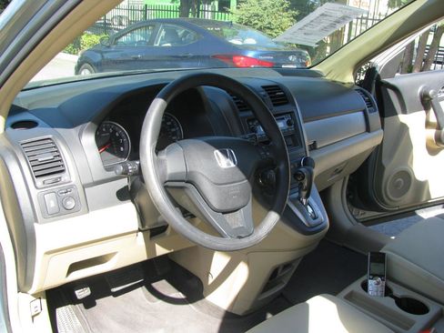Used 2011 Honda CR-V LX image 9