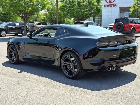 Used 2023 Chevrolet Camaro SS RWD image 6