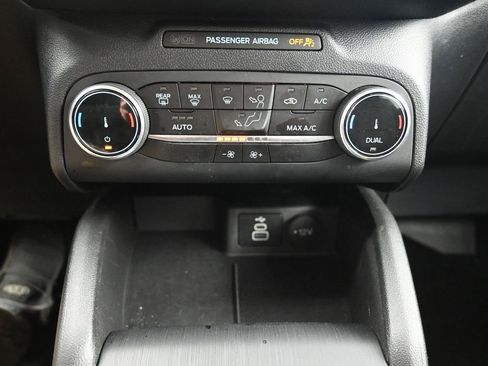 Used 2025 Ford Escape Active image 13