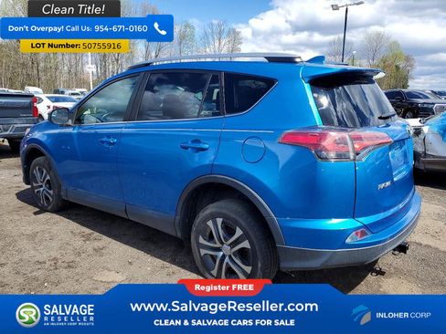 Used 2018 Toyota RAV4 LE image 3