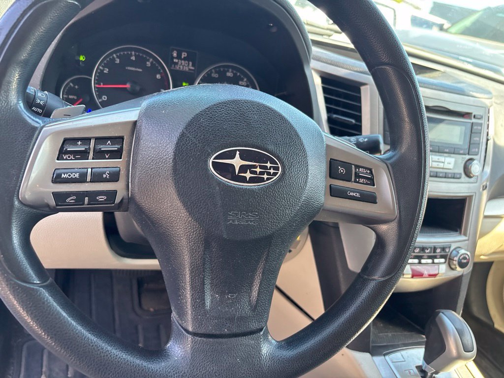 Used 2014 Subaru Outback 2.5i w/ Popular Package #2 AWD/4WD image 16