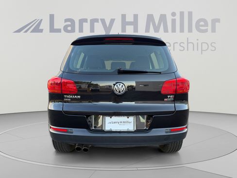 Used 2017 Volkswagen Tiguan Limited w/ Alloy Wheels Package AWD/4WD image 4