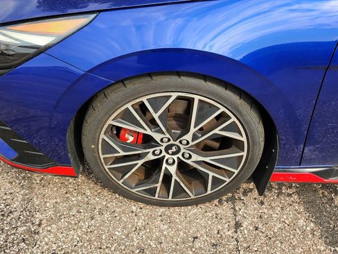 Used 2022 Hyundai Elantra N FWD image 7