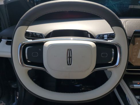 New 2026 Lincoln Nautilus Black Label AWD/4WD image 16
