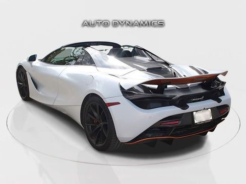 Used 2020 McLaren 720S Spider image 15
