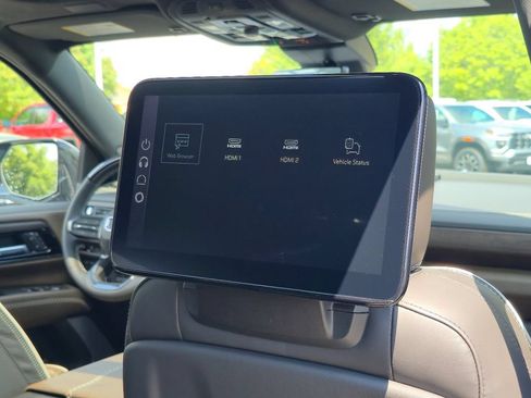 New 2026 GMC Yukon XL Denali Ultimate AWD/4WD image 27