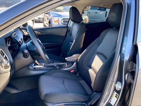 Used 2014 MAZDA MAZDA3 i Touring image 8