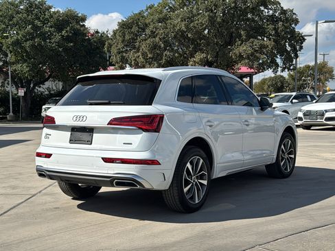 Certified 2024 Audi Q5 2.0T Premium w/ Convenience Package image 7