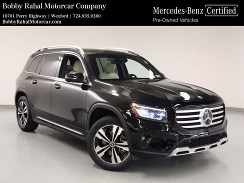 Certified 2025 Mercedes-Benz GLB 250 4MATIC image 1