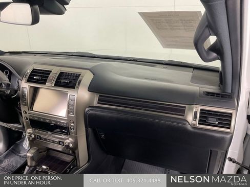 Used 2021 Lexus GX 460 Premium w/ Premium Package AWD/4WD image 35