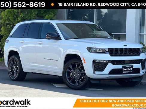 New 2026 Jeep Grand Cherokee Limited AWD/4WD image 1