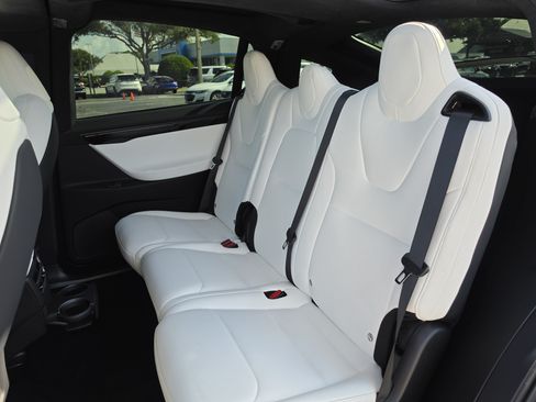 Used 2020 Tesla Model X Long Range AWD/4WD image 21