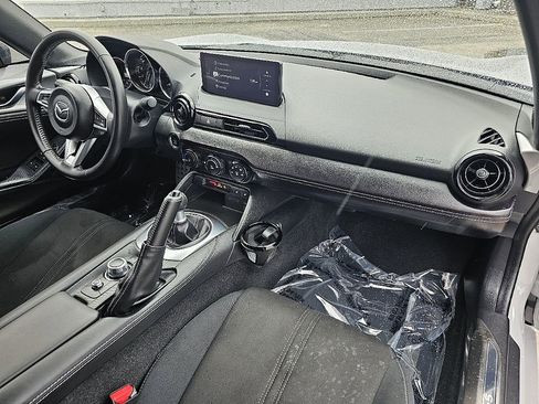 Certified 2025 MAZDA MX-5 Miata Club w/ Interior Package image 22