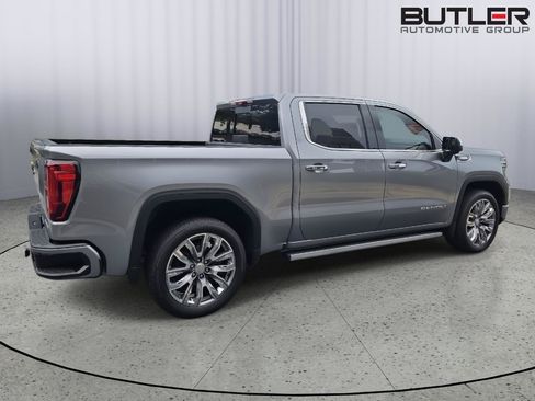 Used 2023 GMC Sierra 1500 Denali w/ Denali Reserve Package AWD/4WD image 13