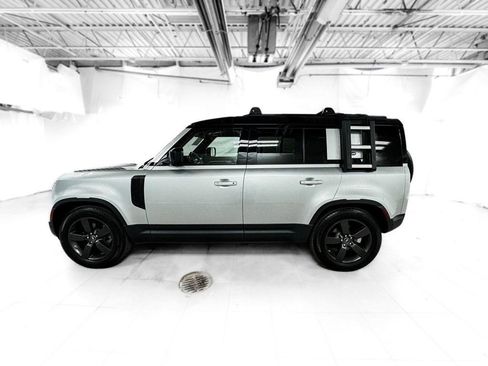 Used 2020 Land Rover Defender 110 image 3