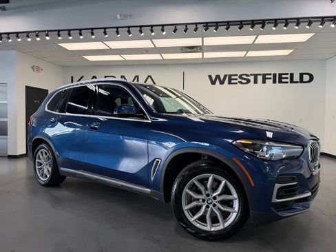 Used 2023 BMW X5 xDrive40i w/ Parking Assistance Package AWD/4WD image 1