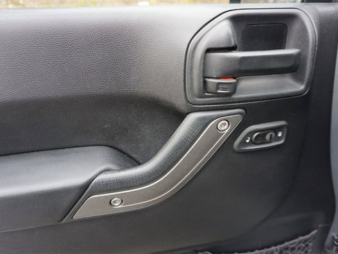 Used 2014 Jeep Wrangler Unlimited Sport w/ Quick Order Package 24S image 3