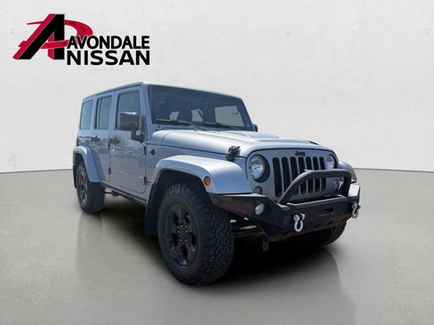 Used 2015 Jeep Wrangler Unlimited Sahara AWD/4WD image 7