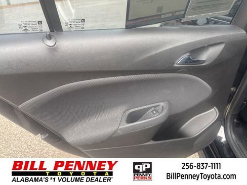 Used 2017 Chevrolet Cruze LT w/ Convenience Package image 19