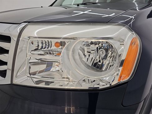 Used 2015 Honda Pilot Touring image 46