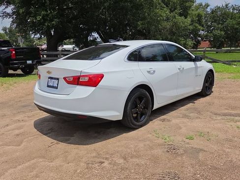 Used 2021 Chevrolet Malibu LS FWD image 39