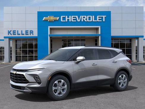 New 2025 Chevrolet Blazer LT w/ Convenience Package image 2
