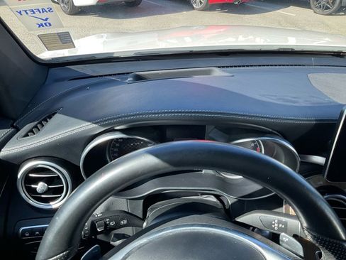 Used 2018 Mercedes-Benz GLC 43 AMG 4MATIC image 25