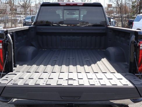 New 2025 GMC Sierra 2500 SLT w/ SLT Convenience Package AWD/4WD image 8