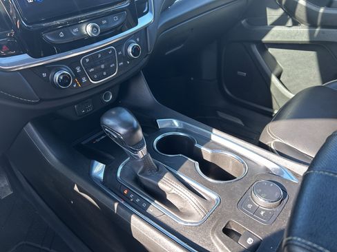 Used 2022 Chevrolet Traverse Premier w/ LPO, Floor Liner Package image 15