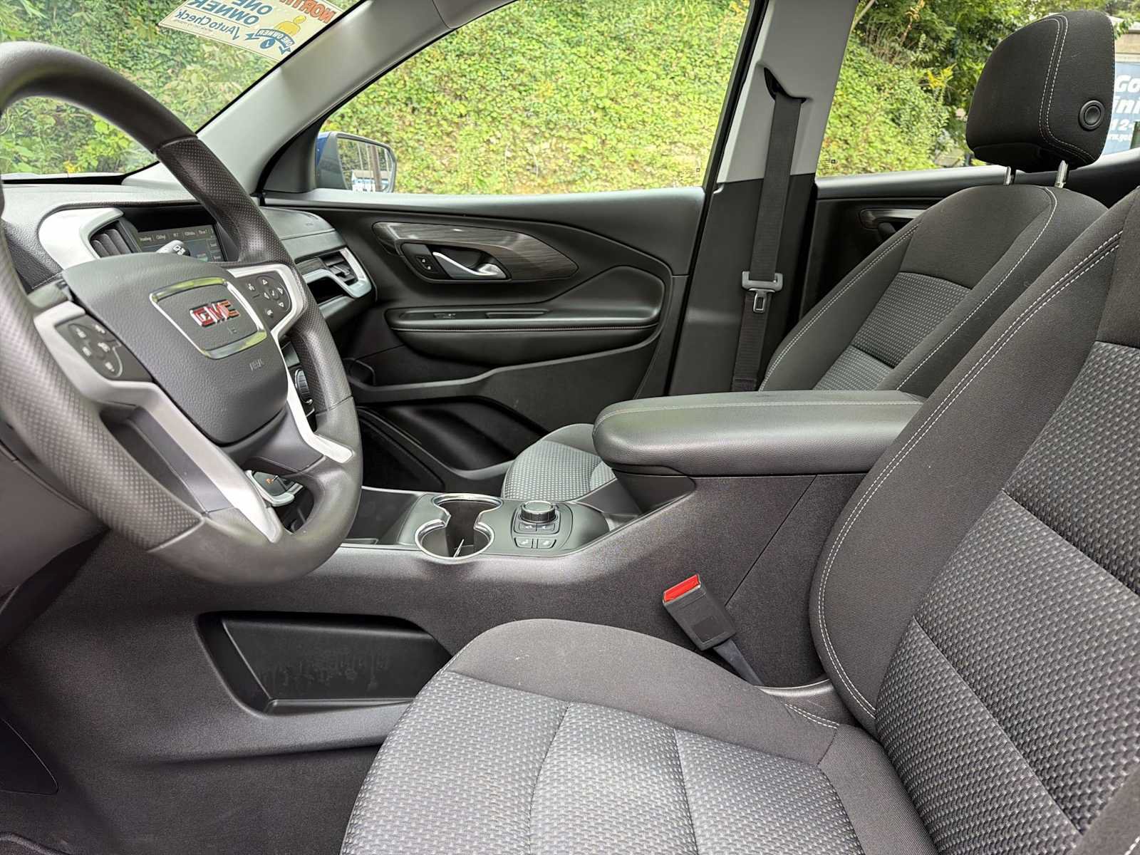 Certified 2022 GMC Terrain SLE w/ Driver Convenience Package AWD/4WD image 20