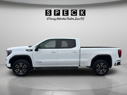 Used 2025 GMC Sierra 1500 AT4 w/ AT4 Premium Package AWD/4WD image 2