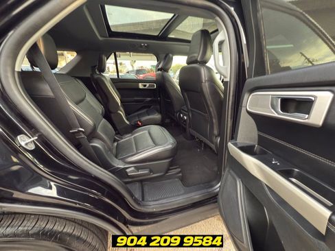 Used 2021 Ford Explorer Limited w/ Equipment Group 301A RWD image 37