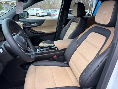 New 2026 Chevrolet Equinox ACTIV image 10