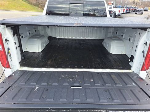 Used 2022 Chevrolet Silverado 1500 LTZ image 5