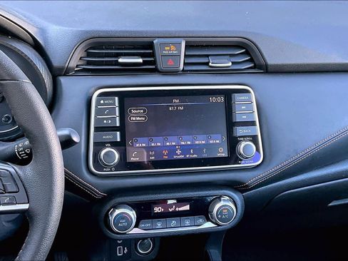 Used 2022 Nissan Versa SR w/ Trunk Package image 6