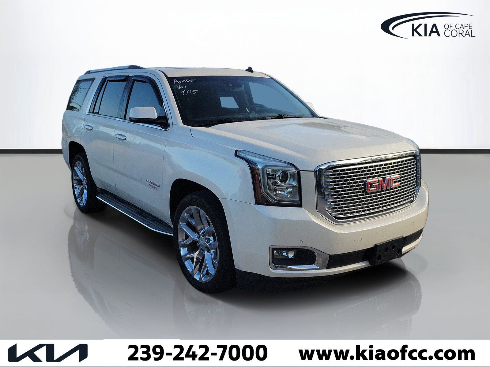 Used 2015 GMC Yukon Denali w/ Touring Package AWD/4WD image 1
