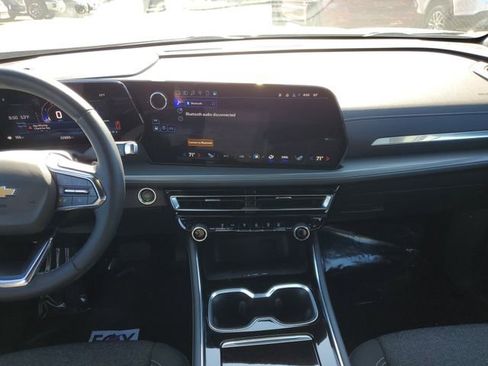 Certified 2024 Chevrolet Traverse LT w/ LPO, Floor Liner Package FWD image 18