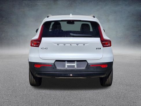 New 2026 Volvo XC40 B5 Plus w/ Protection Package Premier image 6