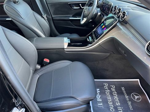 Used 2025 Mercedes-Benz C 300 4MATIC Sedan image 15