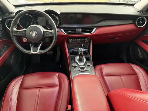 Used 2021 Alfa Romeo Stelvio Sprint w/ Nero Edizione RWD image 17
