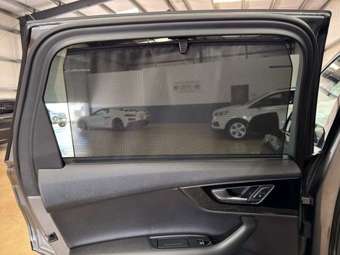 Used 2017 Audi Q7 3.0T Premium Plus image 26