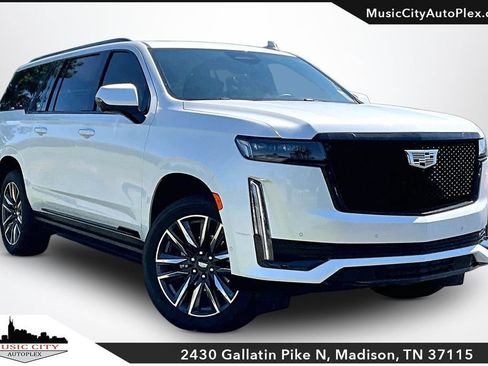Used 2024 Cadillac Escalade ESV Sport Platinum AWD/4WD image 1