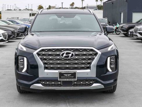 Used 2020 Hyundai Palisade Limited FWD image 2