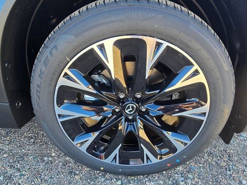 New 2026 MAZDA CX-90 Plug-In Hybrid w/ Premium Plus AWD/4WD image 9