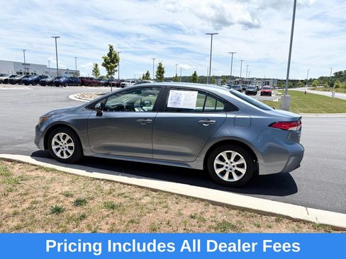 Used 2024 Toyota Corolla LE FWD image 5