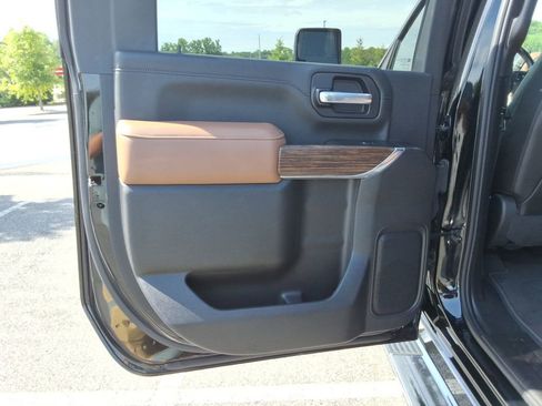 Used 2021 Chevrolet Silverado 3500 High Country AWD/4WD image 19